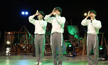 Laser beam / 0年0組